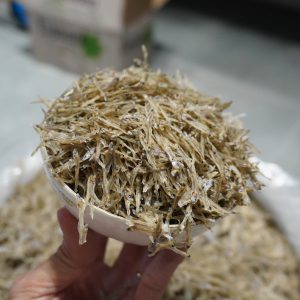 Cá cơm mờm khô
